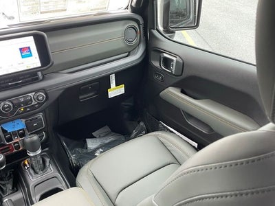 2026 Jeep Gladiator GLADIATOR MOJAVE X 4X4