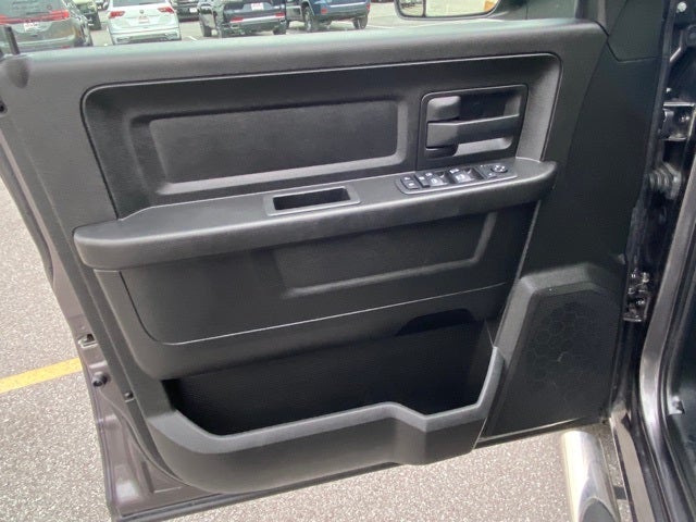 2019 RAM 1500 Classic Express Quad Cab 4x4 6'4' Box