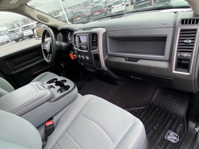 2019 RAM 1500 Classic Express Quad Cab 4x4 6'4' Box