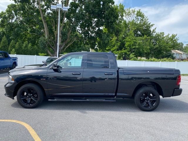 2017 RAM 1500 Night Crew Cab 4x4 6'4' Box
