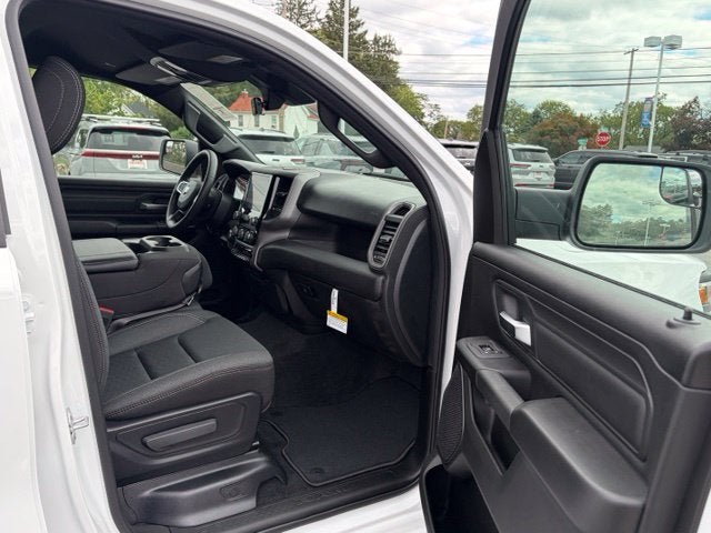 2027 RAM Ram 1500 RAM 1500 TRADESMAN QUAD CAB 4X4 6'4' BOX