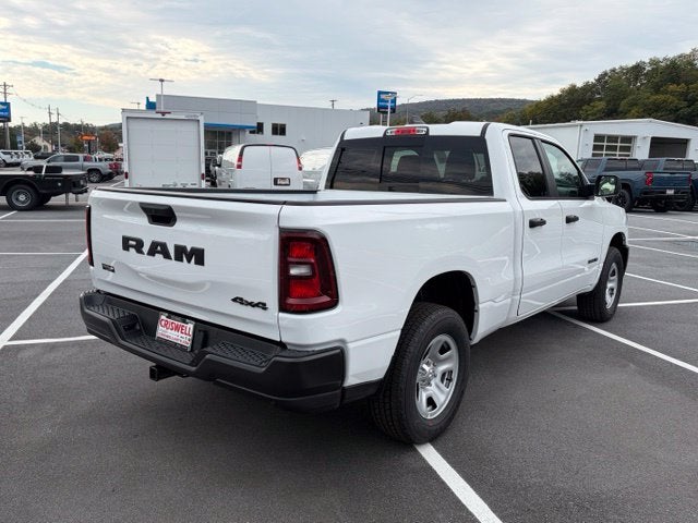 2027 RAM Ram 1500 RAM 1500 TRADESMAN QUAD CAB 4X4 6'4' BOX