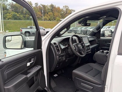 2027 RAM Ram 1500 RAM 1500 TRADESMAN QUAD CAB 4X4 6'4' BOX