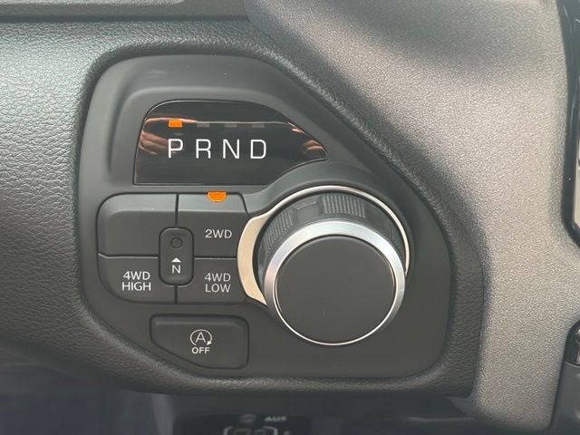 2026 RAM Ram 1500 RAM 1500 TRADESMAN QUAD CAB 4X4 6'4' BOX