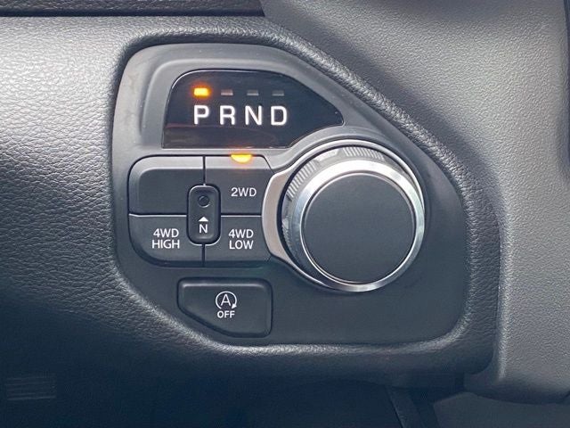 2025 RAM 1500 Tradesman Crew Cab 4x4 5'7' Box