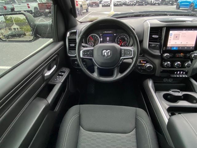 2025 RAM 1500 Tradesman Crew Cab 4x4 5'7' Box