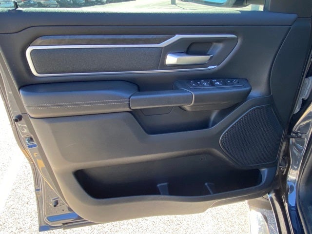 2021 RAM 1500 Big Horn Quad Cab 4x4 6'4' Box