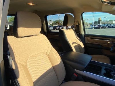 2021 RAM 1500 Big Horn Crew Cab 4x4 5'7' Box