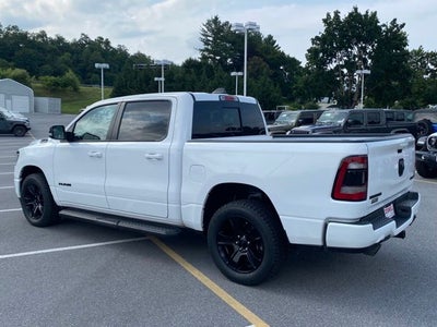 2022 RAM 1500 Big Horn Crew Cab 4x4 5'7' Box