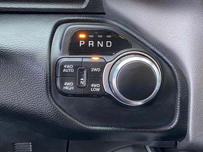 2019 RAM 1500 Big Horn/Lone Star Crew Cab 4x4 5'7' Box