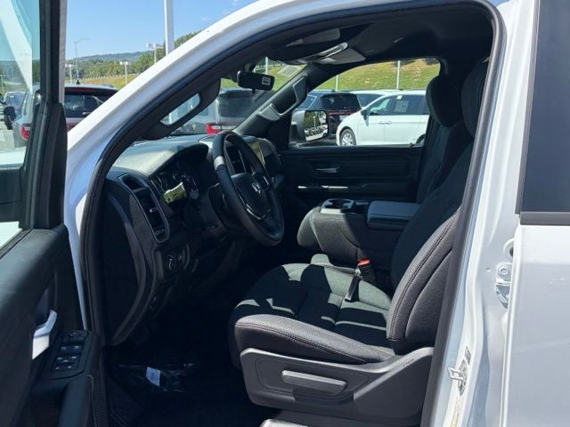 2026 RAM 1500 RAM 1500 TRADESMAN CREW CAB 4X4 5'7' BOX