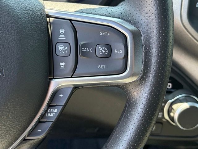 2026 RAM 1500 RAM 1500 TRADESMAN CREW CAB 4X4 5'7' BOX