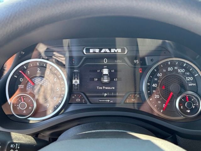 2026 RAM 1500 RAM 1500 WARLOCK CREW CAB 4X4 5'7' BOX
