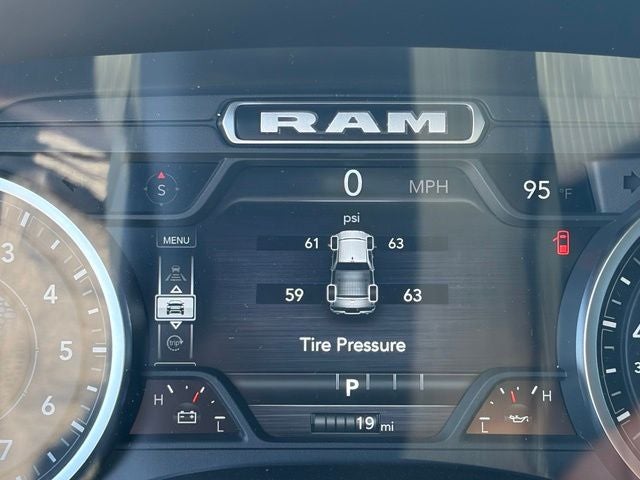 2026 RAM 1500 RAM 1500 WARLOCK CREW CAB 4X4 5'7' BOX
