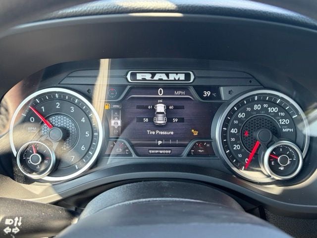 2026 RAM 1500 RAM 1500 WARLOCK CREW CAB 4X4 5'7' BOX