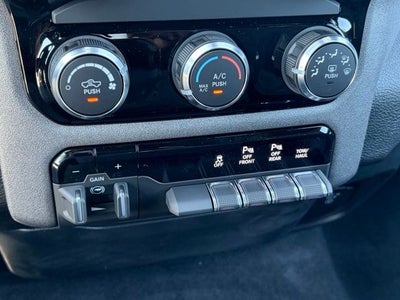 2026 RAM 1500 RAM 1500 WARLOCK CREW CAB 4X4 5'7' BOX