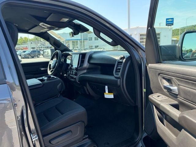 2026 RAM 1500 RAM 1500 WARLOCK CREW CAB 4X4 5'7' BOX