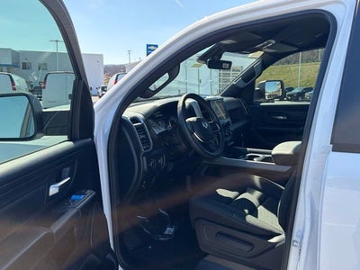 2026 RAM Ram 1500 RAM 1500 EXPRESS CREW CAB 4X4 5'7' BOX