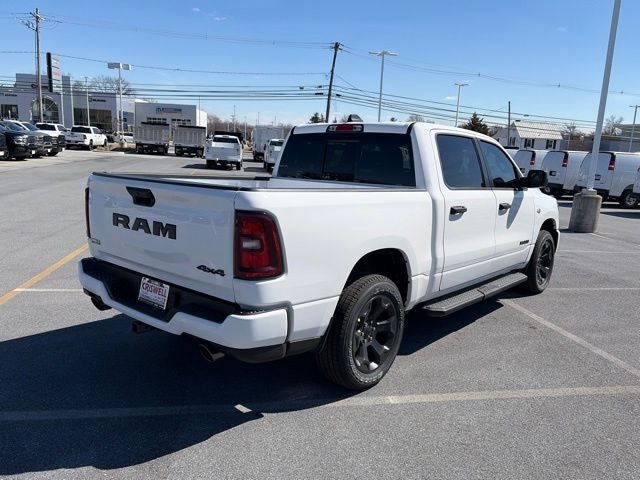 2026 RAM Ram 1500 RAM 1500 EXPRESS CREW CAB 4X4 5'7' BOX