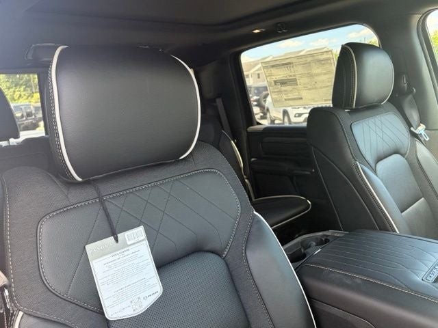 2026 RAM Ram 1500 RAM 1500 LIMITED CREW CAB 4X4 5'7' BOX