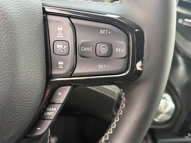 2026 RAM Ram 1500 RAM 1500 LIMITED CREW CAB 4X4 5'7' BOX