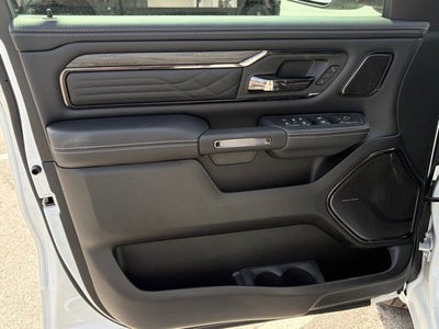 2026 RAM Ram 1500 RAM 1500 LIMITED CREW CAB 4X4 5'7' BOX