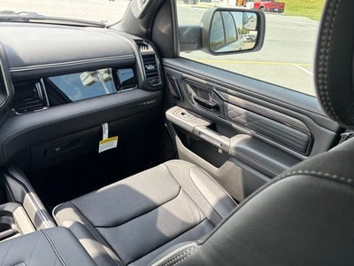 2026 RAM Ram 1500 RAM 1500 LIMITED CREW CAB 4X4 5'7' BOX