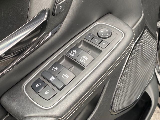 2022 RAM 1500 Limited Crew Cab 4x4 5'7' Box