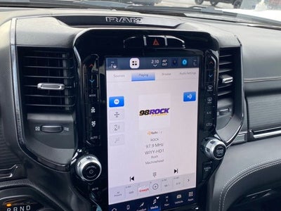 2022 RAM 1500 Limited Crew Cab 4x4 5'7' Box