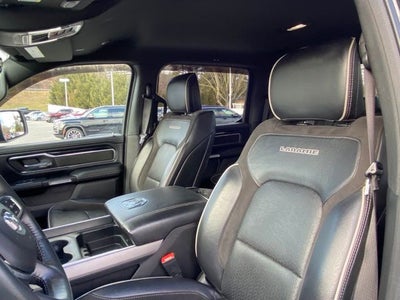 2022 RAM 1500 Laramie Crew Cab 4x4 5'7' Box