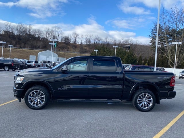 2022 RAM 1500 Laramie Crew Cab 4x4 5'7' Box