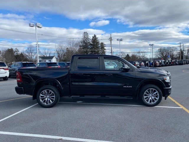 2022 RAM 1500 Laramie Crew Cab 4x4 5'7' Box