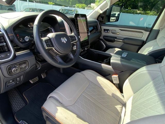 2025 RAM 1500 Tungsten Crew Cab 4x4 5'7' Box