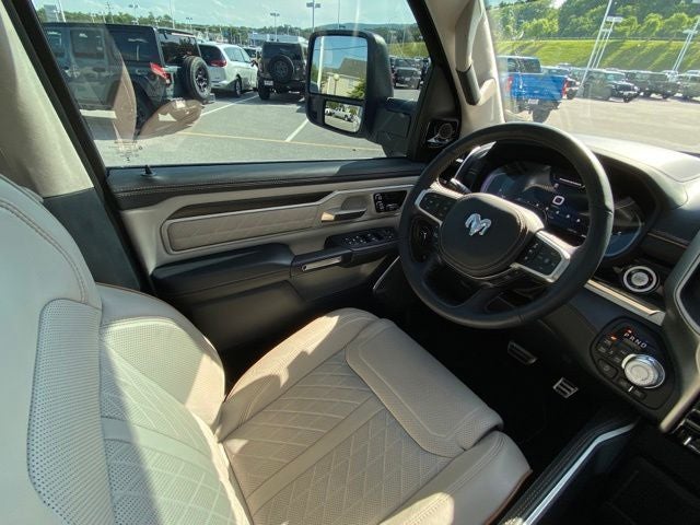 2025 RAM 1500 Tungsten Crew Cab 4x4 5'7' Box