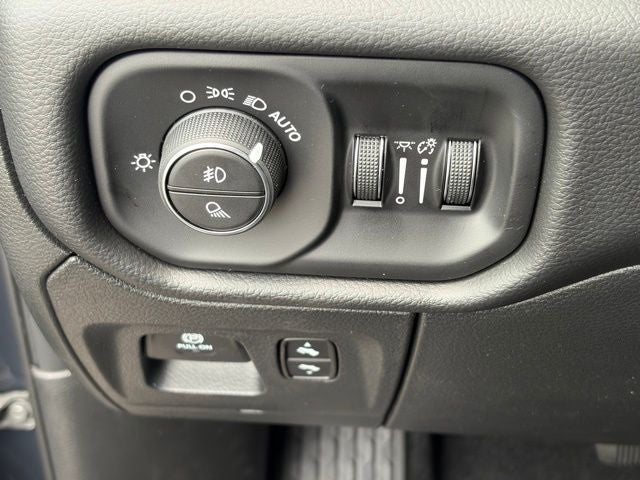 2026 RAM Ram 1500 RAM 1500 BIG HORN CREW CAB 4X4 6'4' BOX