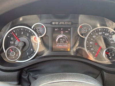 2027 RAM Ram 1500 RAM 1500 TRADESMAN CREW CAB 4X4 6'4' BOX