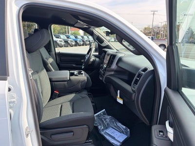 2027 RAM Ram 1500 RAM 1500 TRADESMAN CREW CAB 4X4 6'4' BOX