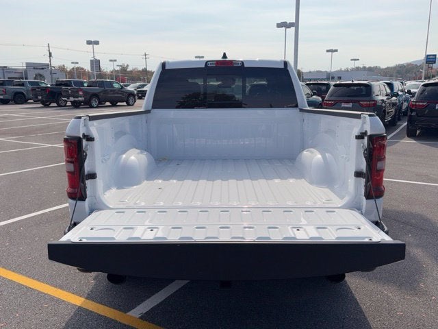 2027 RAM Ram 1500 RAM 1500 TRADESMAN CREW CAB 4X4 6'4' BOX