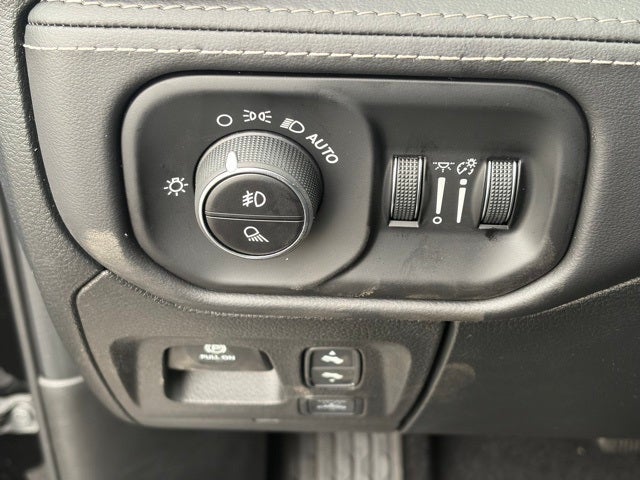 2026 RAM Ram 1500 RAM 1500 LIMITED CREW CAB 4X4 6'4' BOX