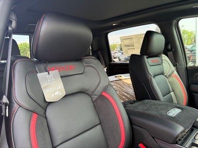 2026 RAM Ram 1500 RAM 1500 RHO CREW CAB 4X4 5'7' BOX