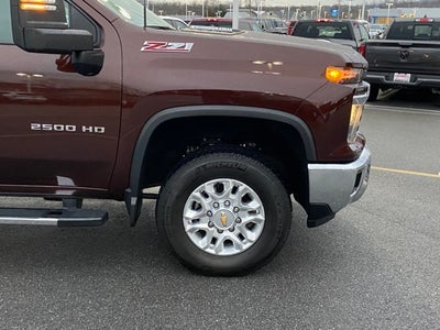 2024 Chevrolet Silverado 2500HD 4WD Crew Cab Long Bed LT