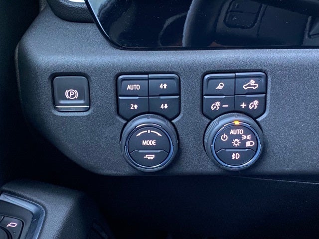 2024 Chevrolet Silverado 2500HD 4WD Crew Cab Long Bed LT