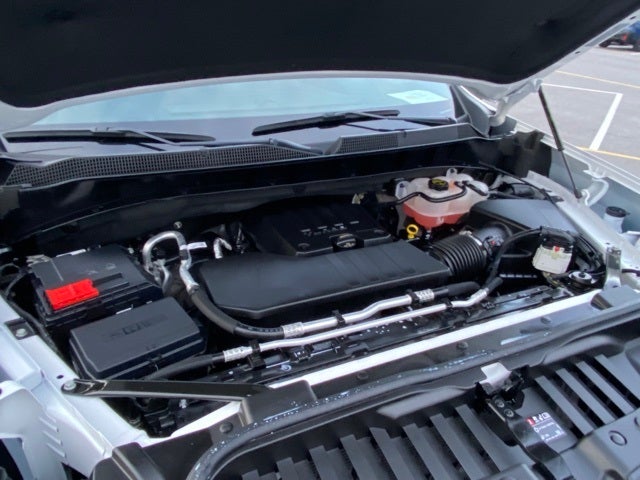 2025 Chevrolet Silverado 1500 4WD Crew Cab Short Bed Custom