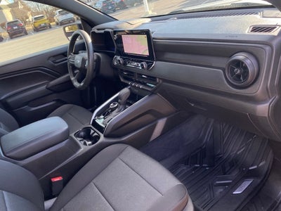 2023 Chevrolet Colorado 4WD Crew Cab Short Box Trail Boss