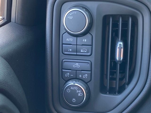 2022 Chevrolet Silverado 1500 LTD 4WD Crew Cab Short Bed WT