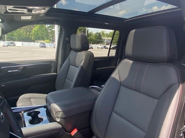 2026 Chevrolet Suburban RST, 4WD