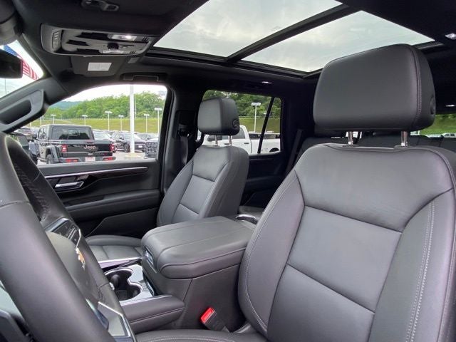 2025 Chevrolet Tahoe 4WD LT