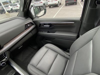 2025 Chevrolet Tahoe 4WD LT