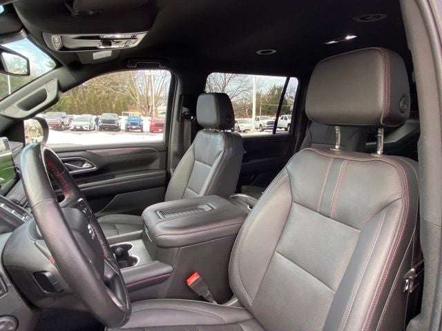 2022 Chevrolet Suburban 4WD RST