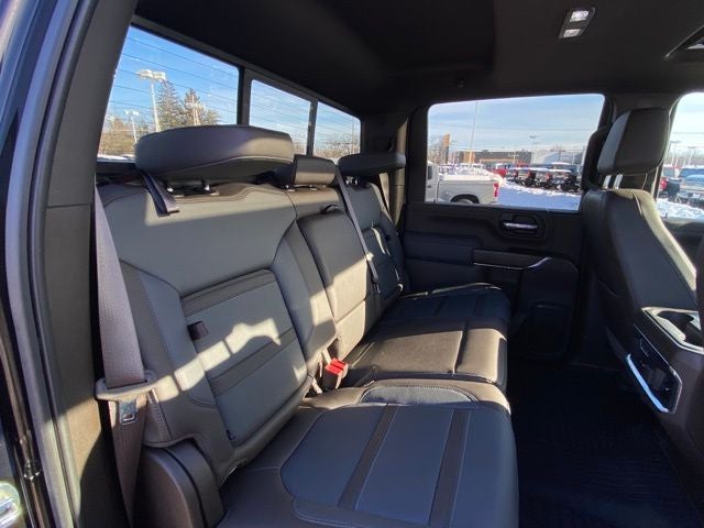 2023 GMC Sierra 2500HD 4WD Crew Cab Standard Bed Denali